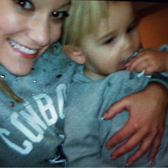 Meet your Posher, Nicole - Picture 8 of 16